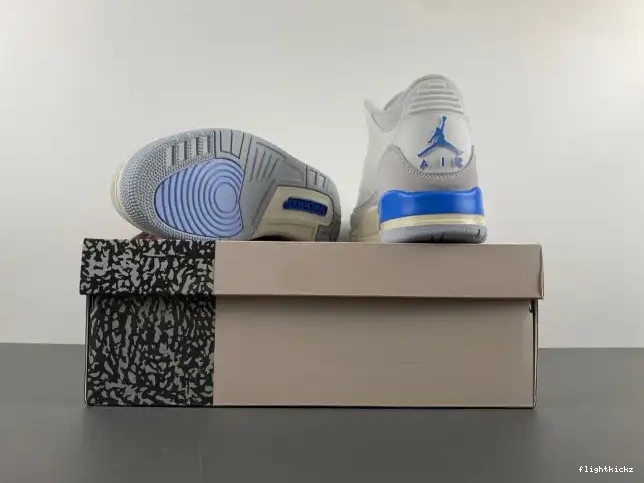Jordan Air 3 Lucky CT8532-101 Shorts 0426